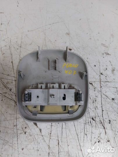 Светильник салона Peugeot 407