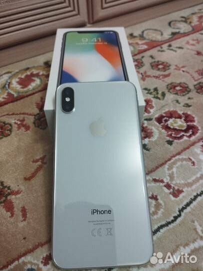 iPhone X, 64 ГБ