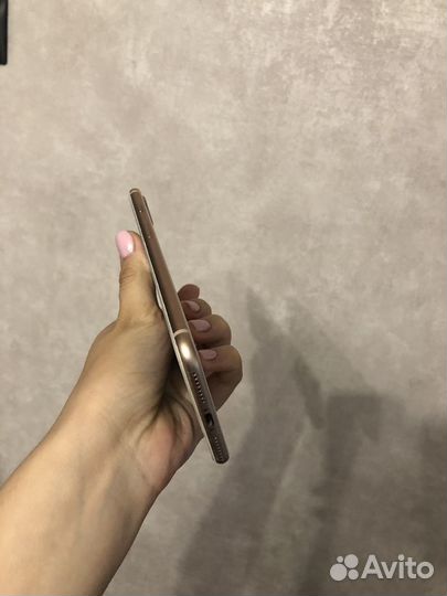 iPhone 8 plus 64gb