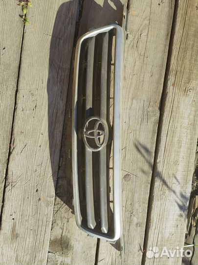 Решетка радиатора