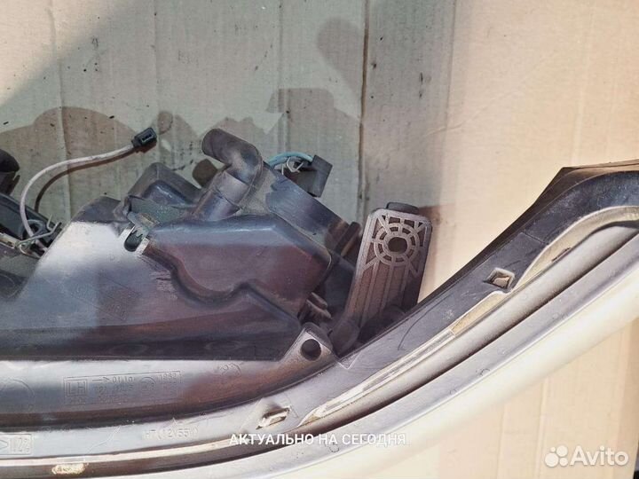 Фара левая epica