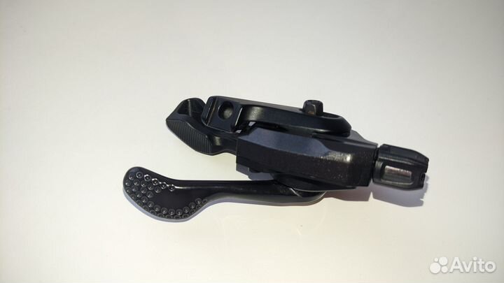 Манетка Shimano Deore XT SL-M8000