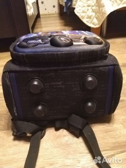 Школьный рюкзак