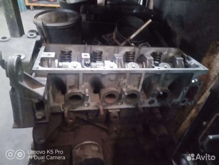 Головка на Рено Сандеро / логан