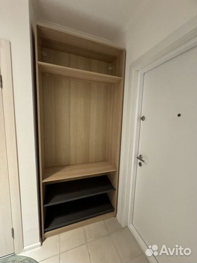 Стенка в прихожую бу