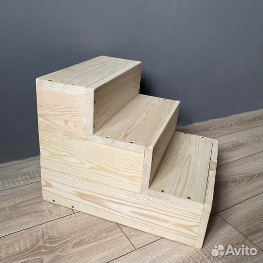 Лесенка для собак прикроватная