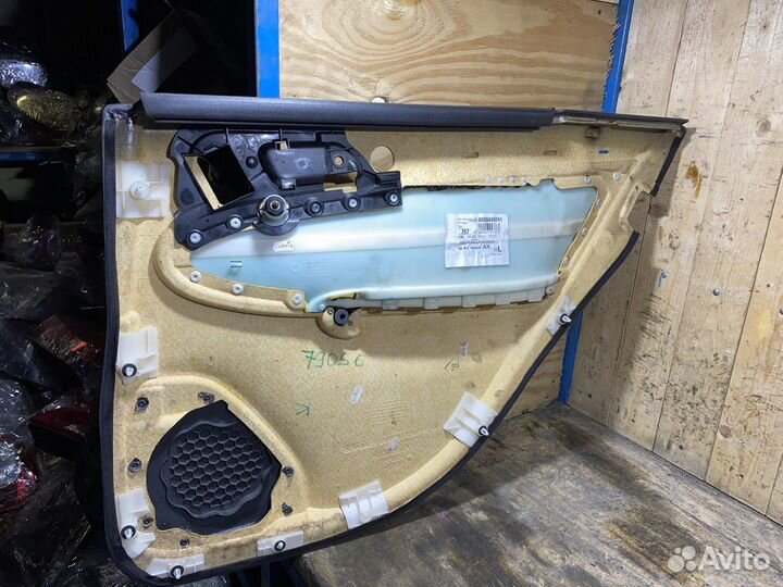 Обшивка задней левой двери Mercedes W203 79056