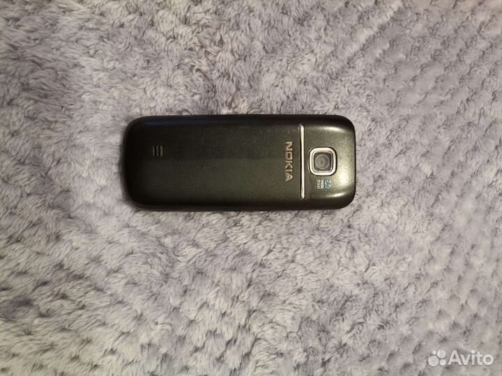 Телефон Nokia2700c-2