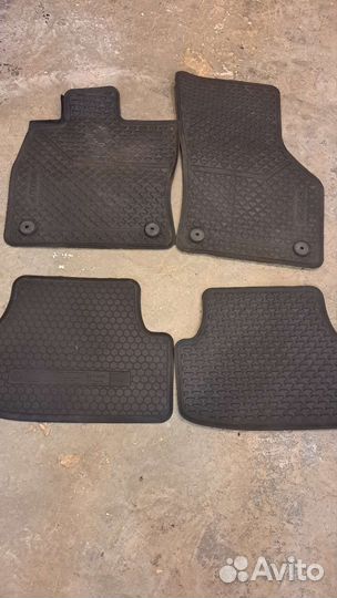 Автомобильные коврики резиновые н