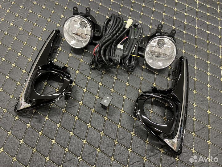 Комплект туманок Toyota Vitz 2017-2020