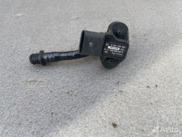 Вакуумная трубка Audi A8 D3