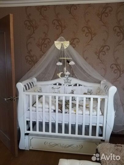 Детская кровать с матрасом