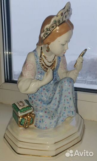 Статуэтки фарфор СССР Малахитовая шкатулка Леопард