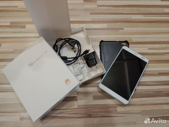 Телефон планшет HuaweiMediaPad X1 7