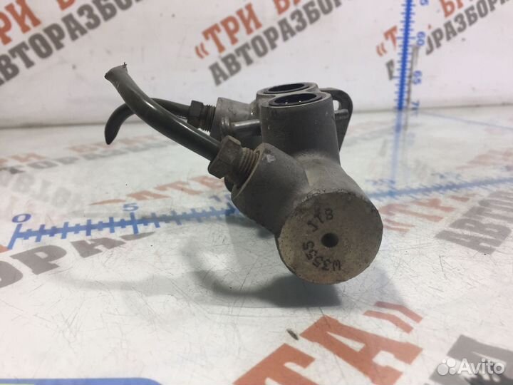 Ниссан Ноут Главный тормозной цилиндр