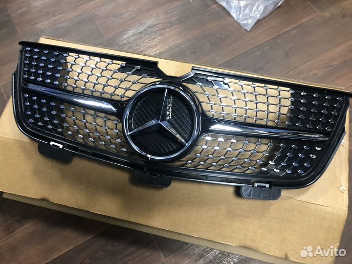 Решетка радиатора Diamond Mercedes GL164 рест