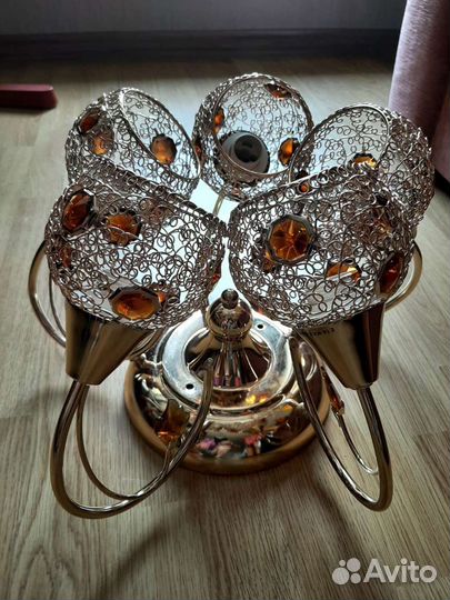 Люстра подвесная потолочная