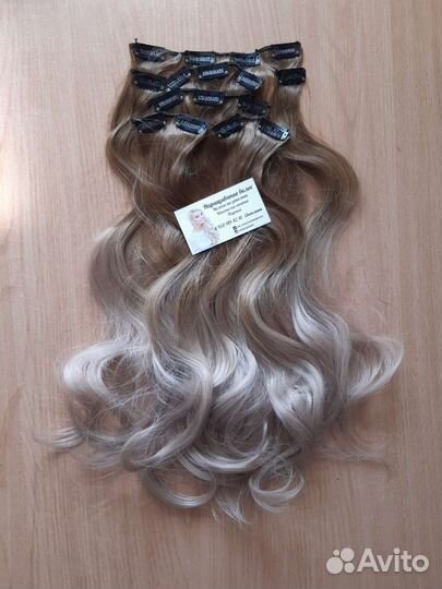 Волосы на заколках