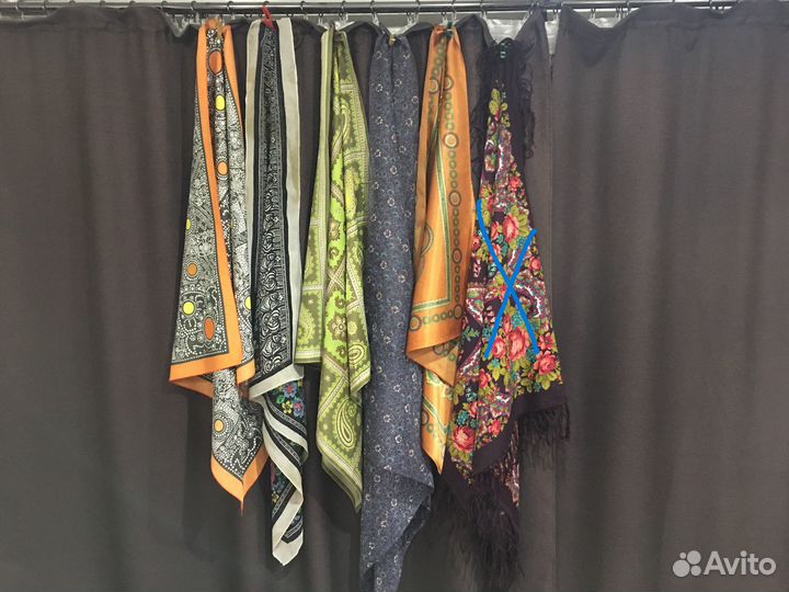 Женские шарфы и платки