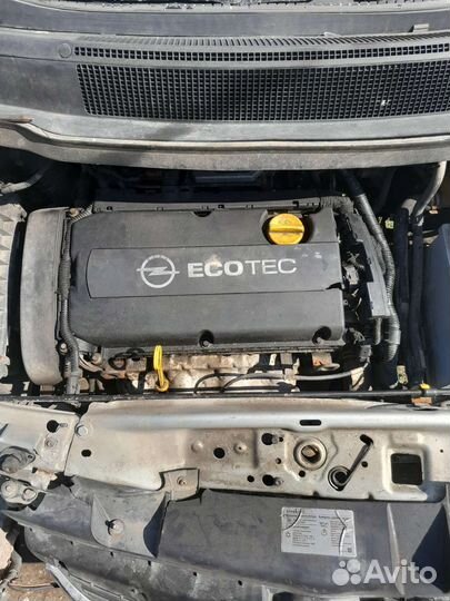 Двигатель Опель Астра Н Зафира Б 1.6 xep Astra GTC