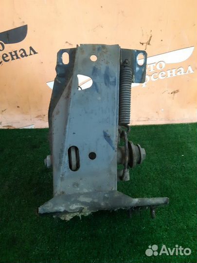 Блок педалей тормоза и сцепления Ваз 2121