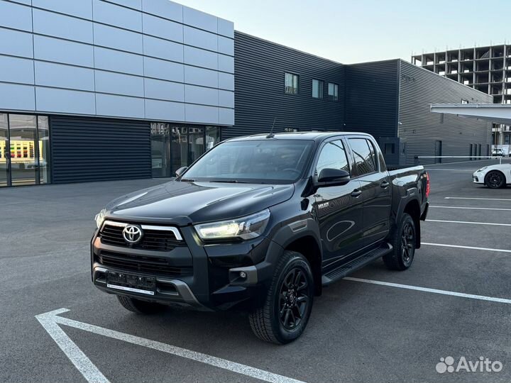 Toyota Hilux 2.8 AT, 2022, 30 км