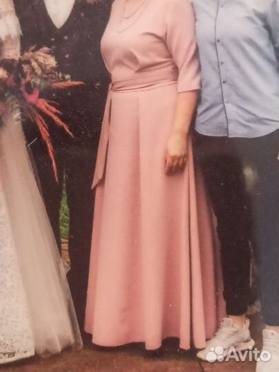 Вечернее платье