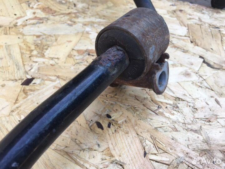 Стабилизатор задний Mercedes-Benz C300 4Matic W204