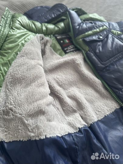 Зимняя детсякая куртка на 3 года
