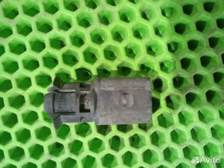 Датчик температуры воздуха Volkswagen Golf IV 4