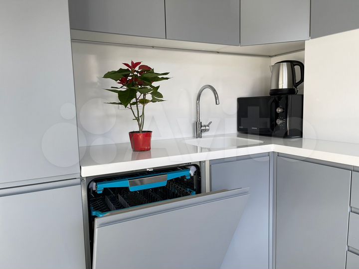 2-к. квартира, 62 м², 2/4 эт.