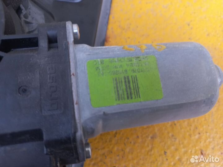 Стеклоподъёмник передний левый Форд Фокус 3