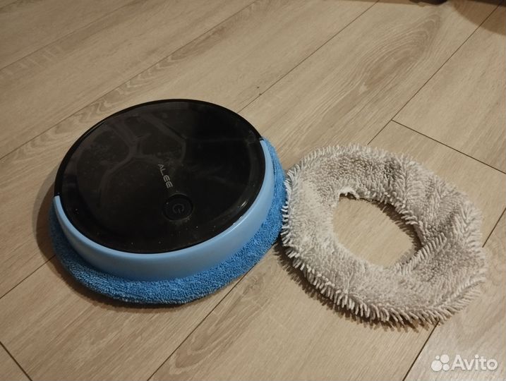 Робот пылесос alee