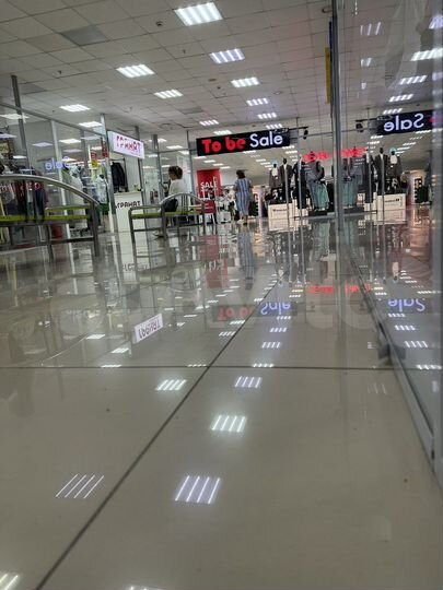 Торговая площадь, 925 м²