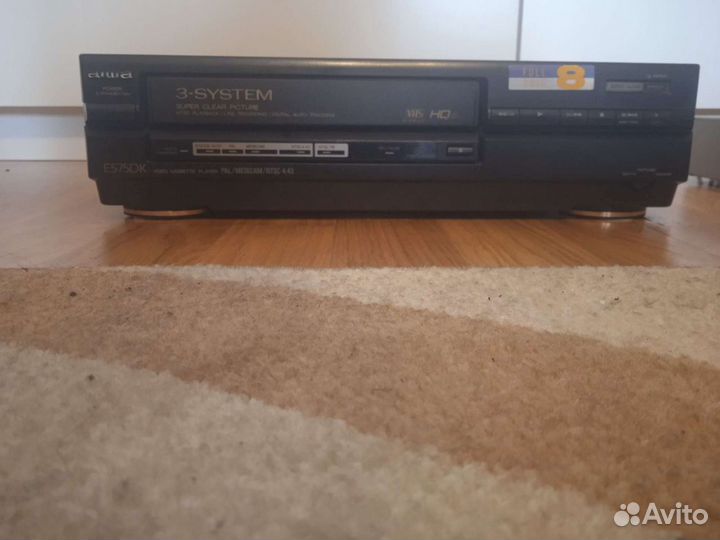 Видеомагнитофон aiwa