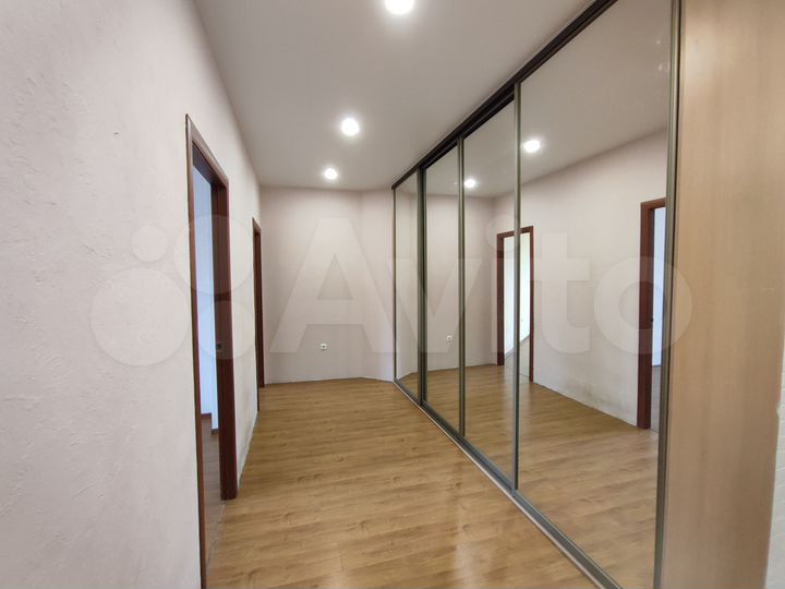 2-к. квартира, 70,2 м², 25/25 эт.