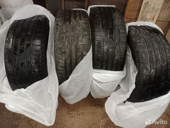 Bridgestone 613V 235/50 R18