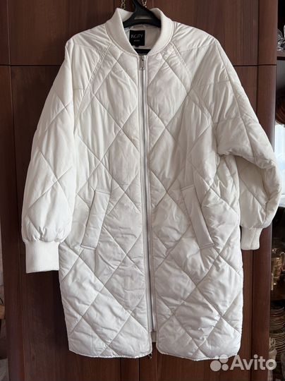 Пуховик женский 42 44 белый