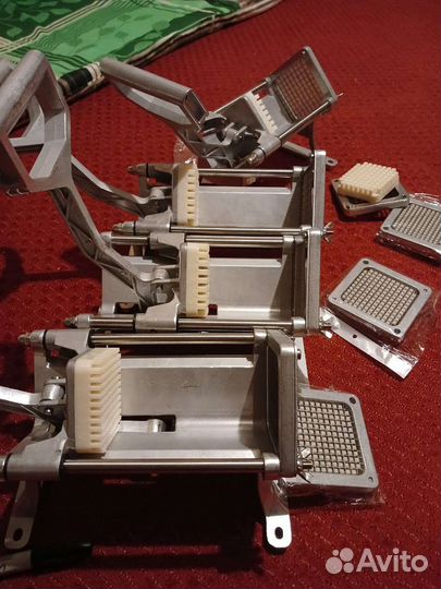 Овощерезка ручная 2 насадке 06+09 размер