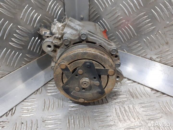 Компрессор кондиционера Mitsubishi Pajero Junior