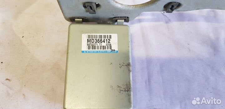 Mitsubishi Pajero 3 Блок управления дросселем