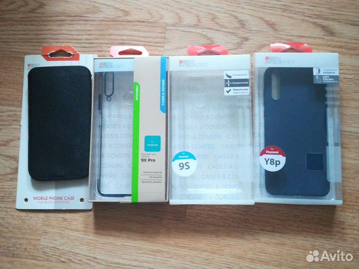 Чехлы на телефоны (разные)