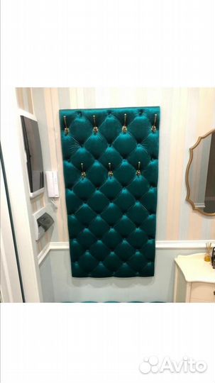 Вешалка настенная в прихожую мягкая