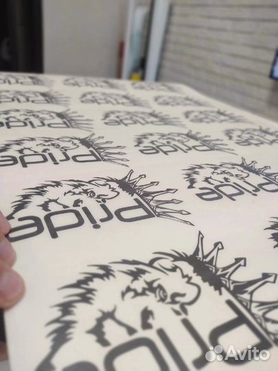 Наклейки авто