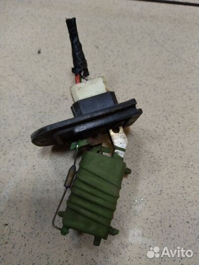 Резистор печки Ваз LADA Priora