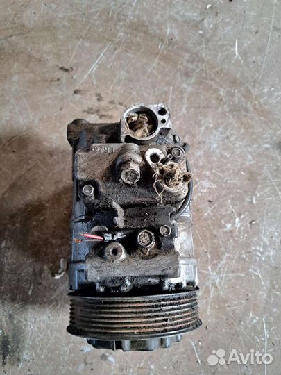 Компрессор кондиционера на Porsche Cayenne