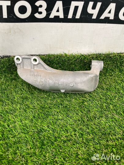 Кронштейн двигателя Buick Encore GX 2020 55512875