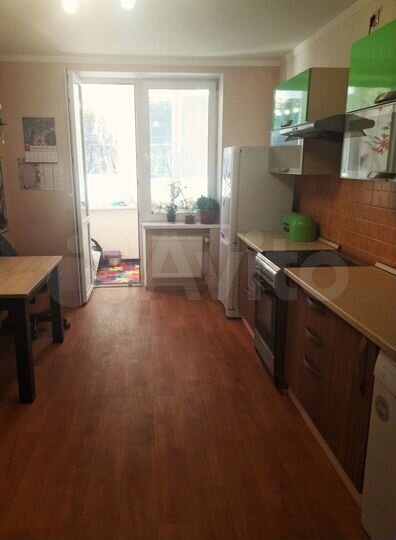 2-к. квартира, 60 м², 10/25 эт.