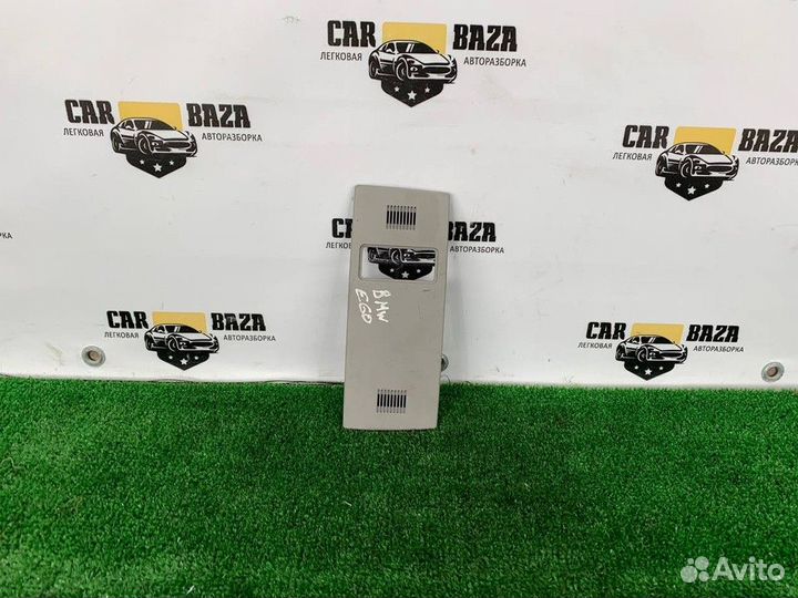 Пластик салона BMW 5