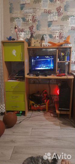 Компьютерный стол бу